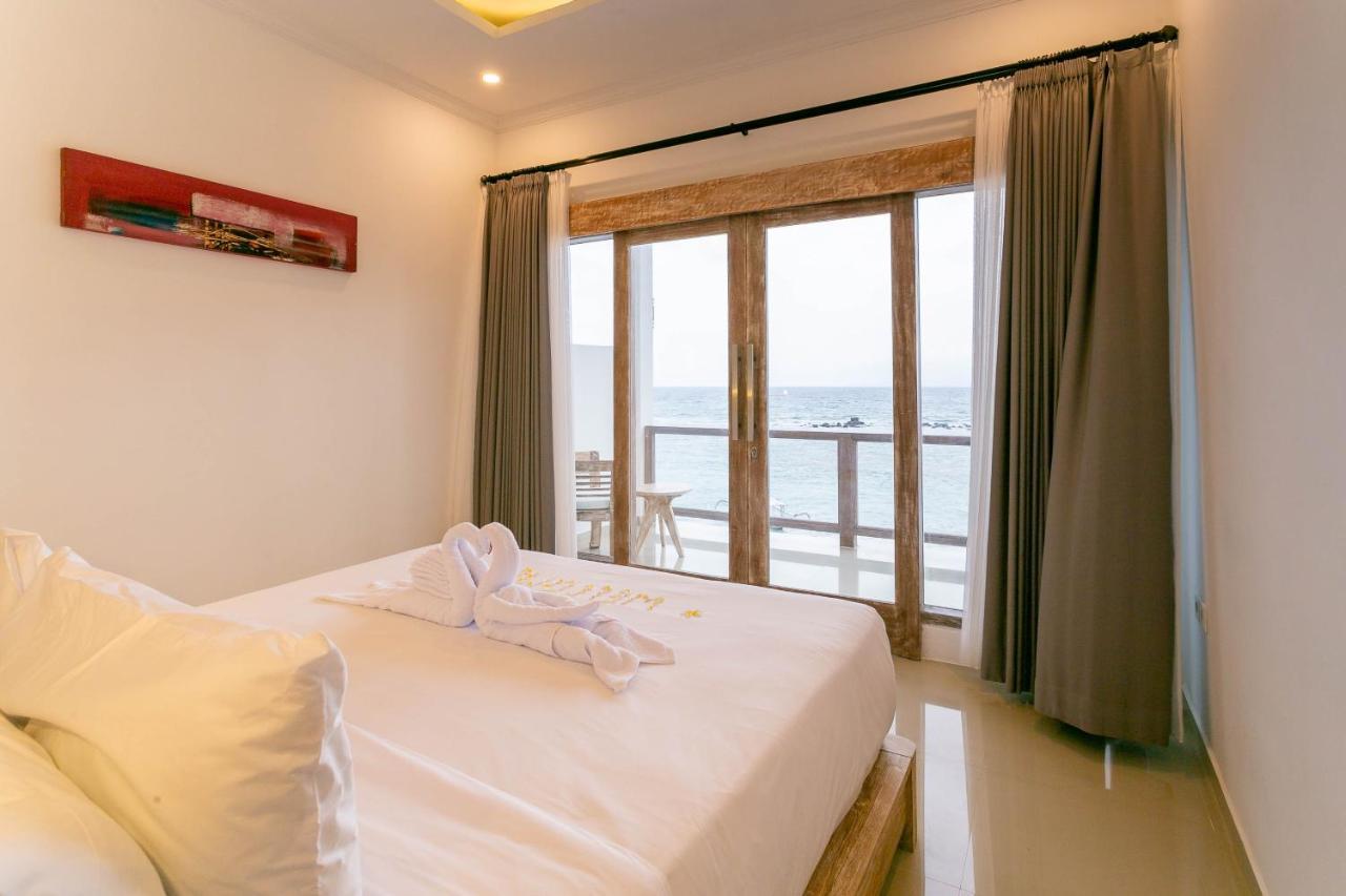 Utama Villas Beach Front Candidasa Kültér fotó